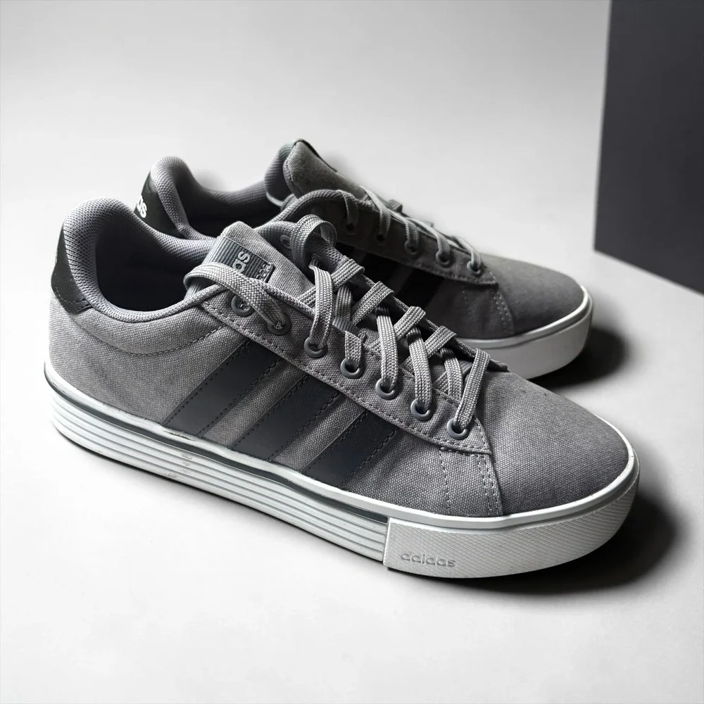 Adidas Daily 4.0 Women's Grey Canvas Low Top Skate Sneakers IF4493 Size 7.5
